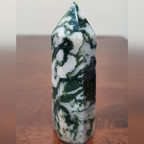 Moss Agate Crystal Tower - Picture 3 of 9
